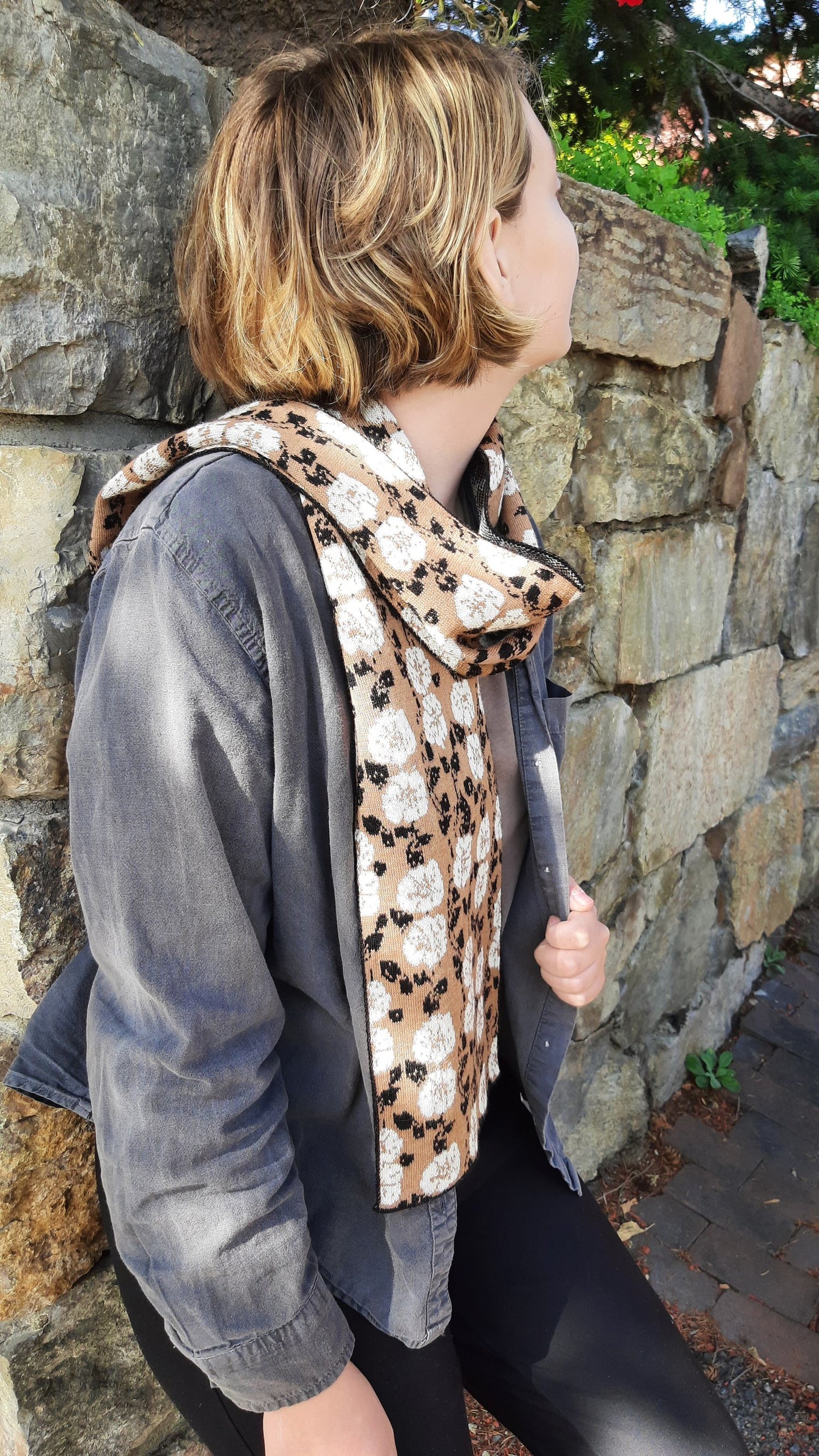 Montana Inspirations | Morning Glory Knit Scarf