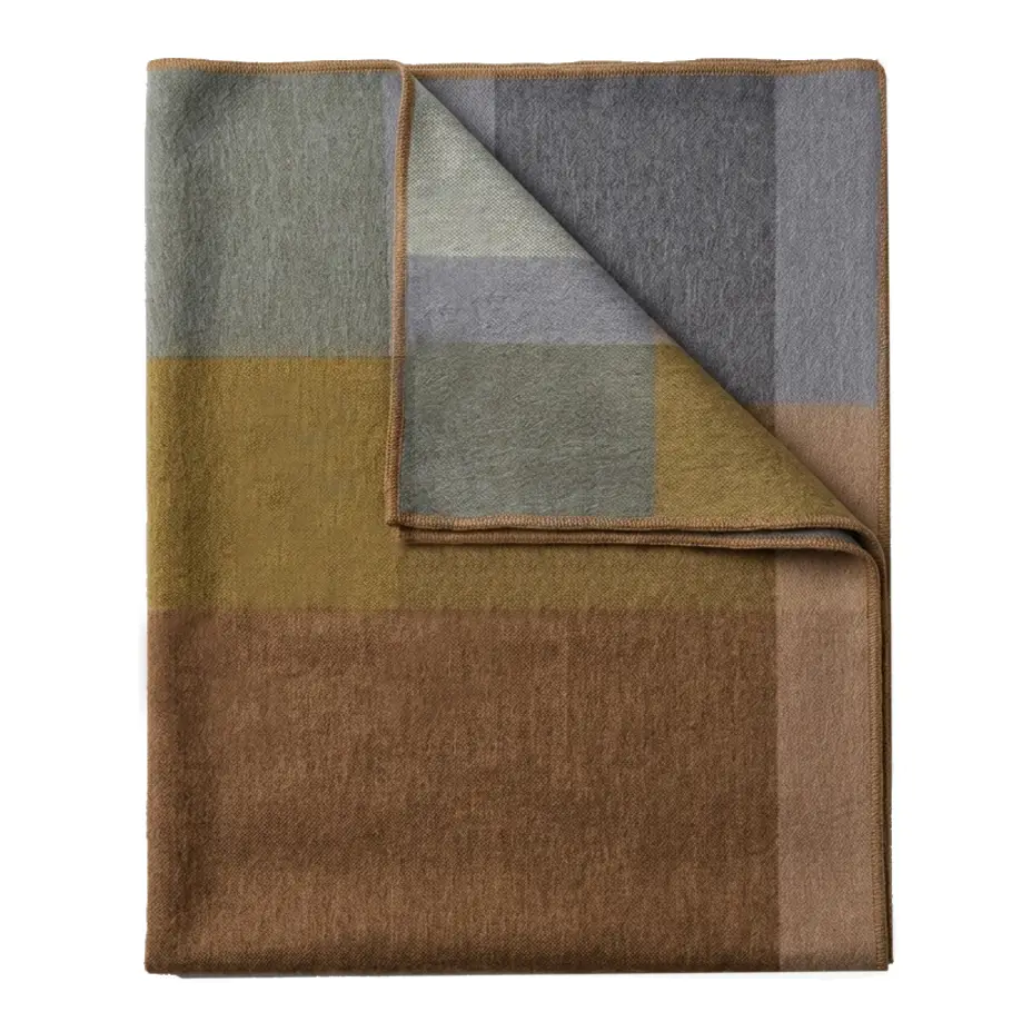 Luxurious Alpaca Throw | Classic Serged Edge | 21 Options